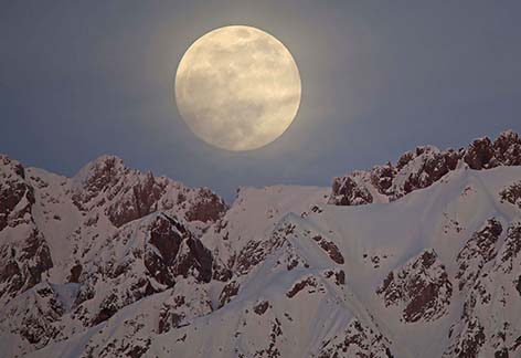 Snow Moon Gathering Van Cleave Aesthetics